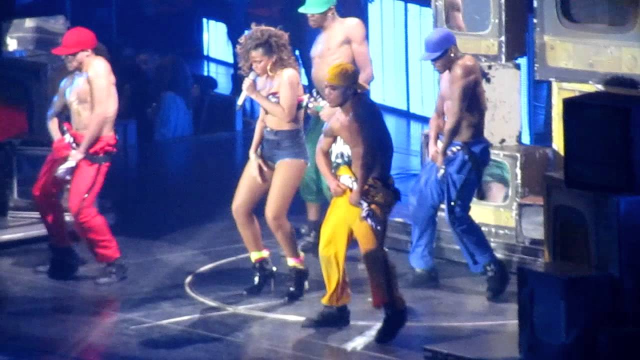 Rihanna.Rude Boy.Live.O2 Arena.London.14/11/11