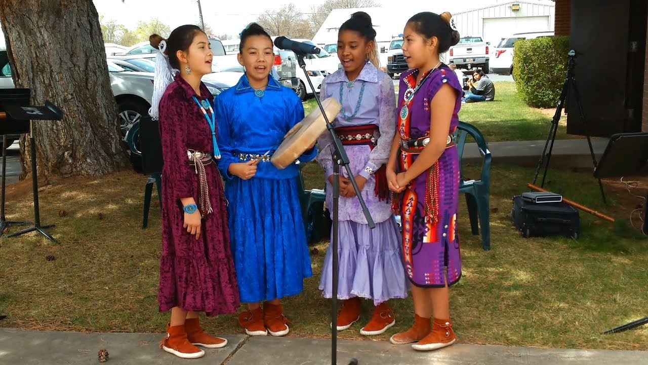 Navajo Girls Sing - Full Version