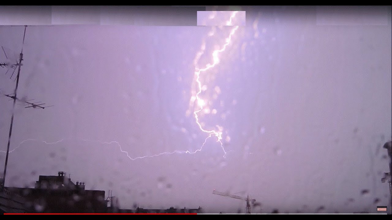 Unwetter über Düsseldorf - April 2019 - kein Blitz in den Kran -