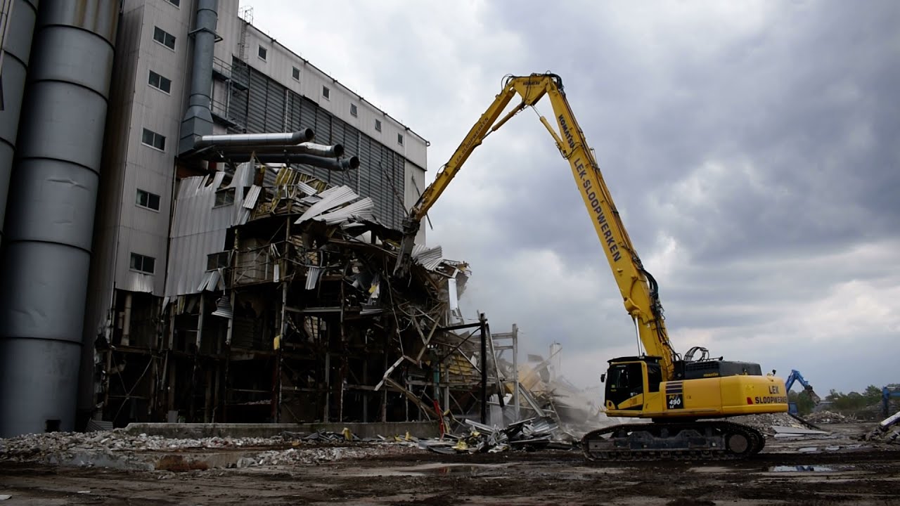 Komatsu PC 490-10 HRD with Italmek IC 25 XP scrap shear - Lek Sloopwerken