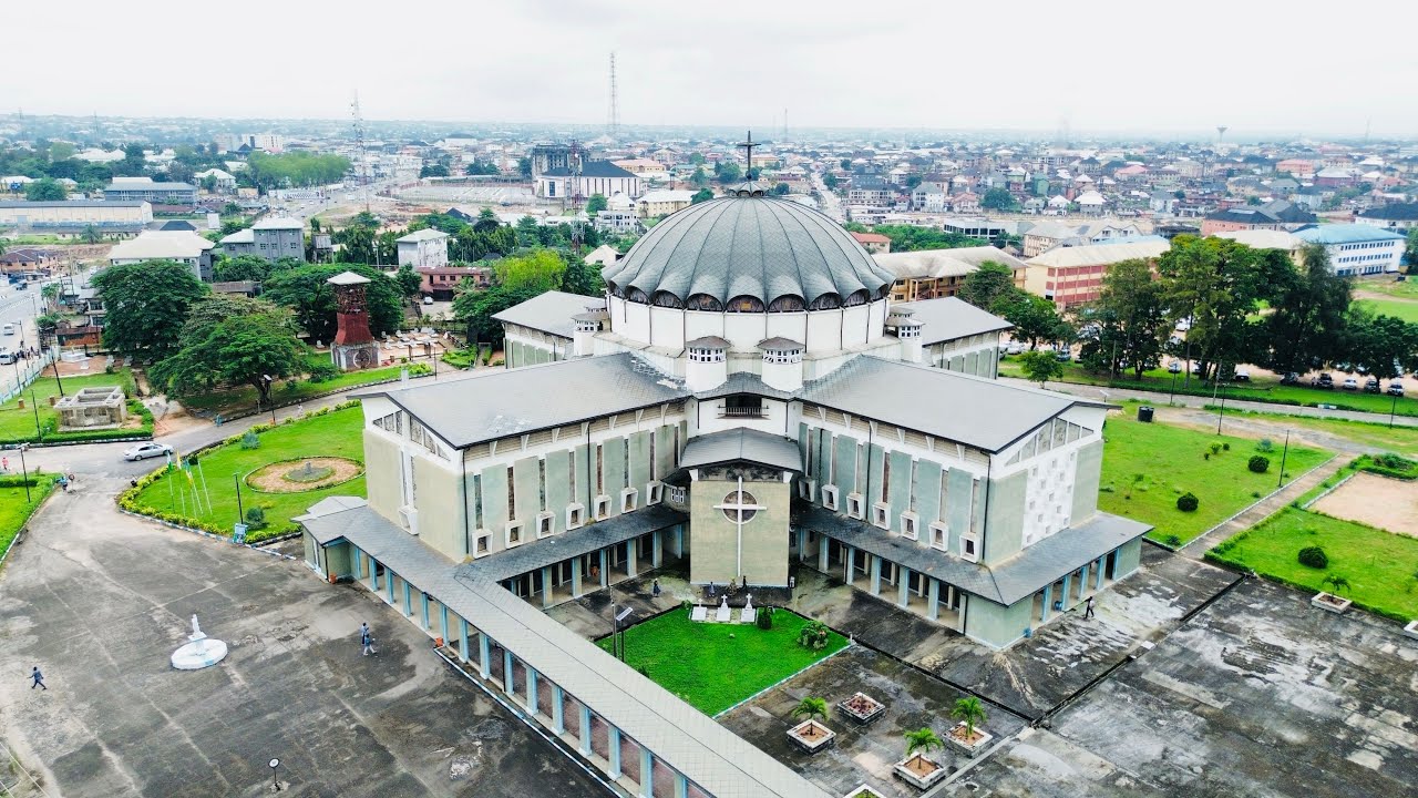 Is Owerri more beautiful than Enugu, Owerri is beautiful but not sure it can compare Enugu.