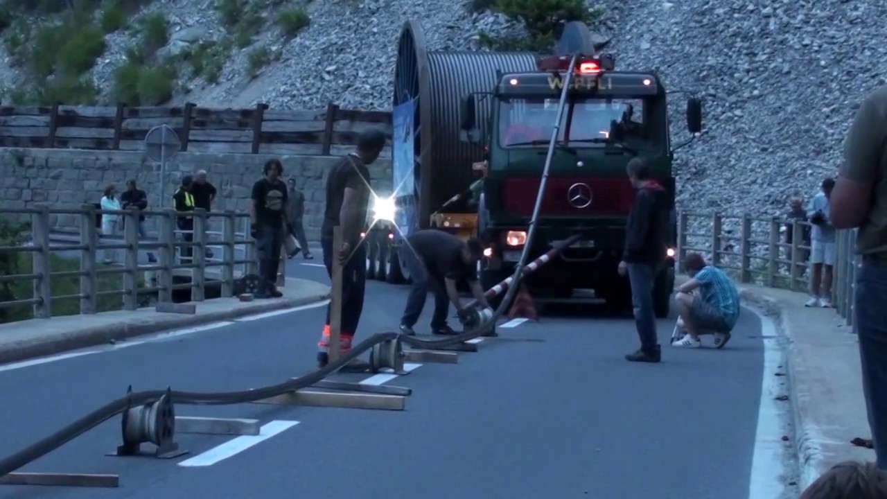 Convoi exceptionnel Wipfli-Garaventa/Route d'Anniviers Rembobinage du câble