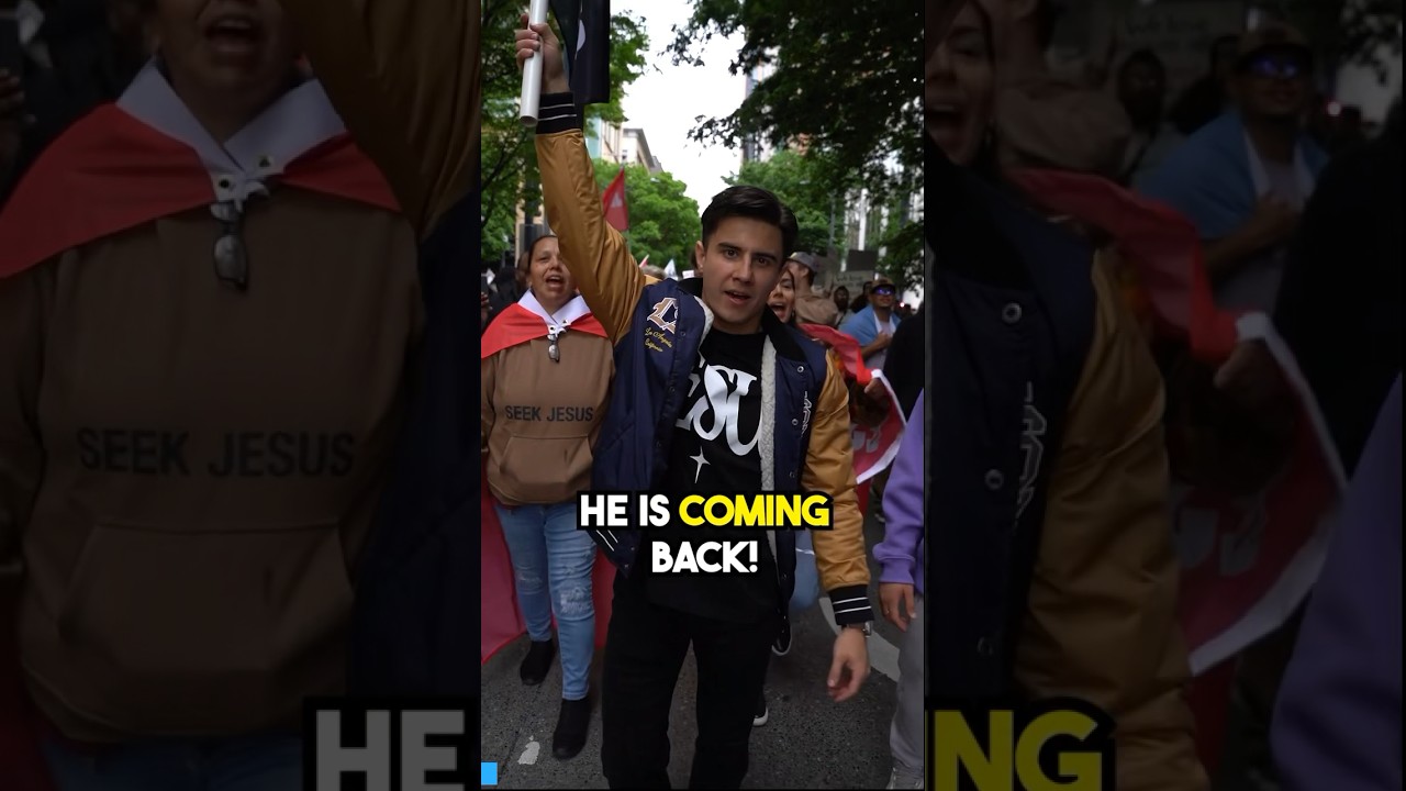 Thousands marching in Seattle Jesus March! 🙌🚨🤯 #jesus #jesusmarch #movement #jesuslovesyou