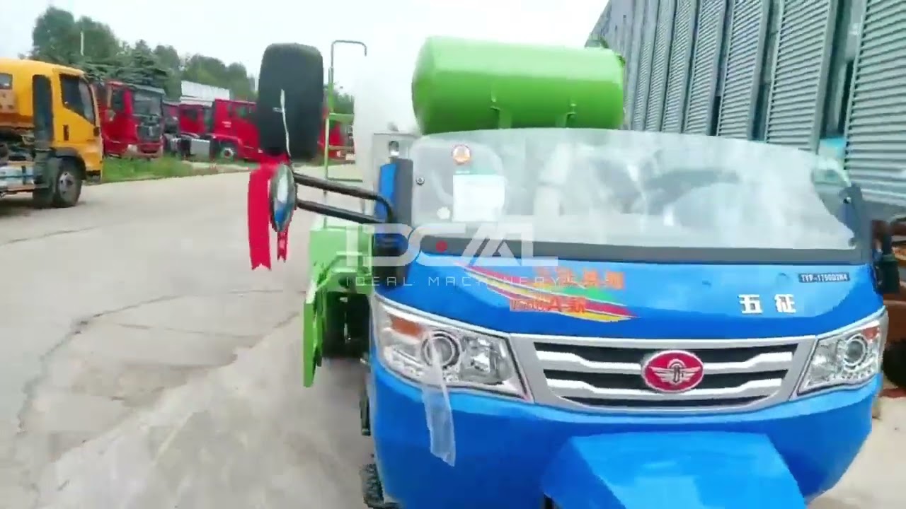 Three wheel cement mixer truck