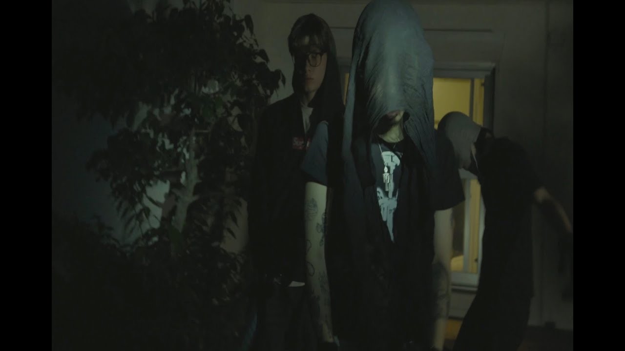 DAFTY RORN - whatthatsay'boutme? (music video) #room