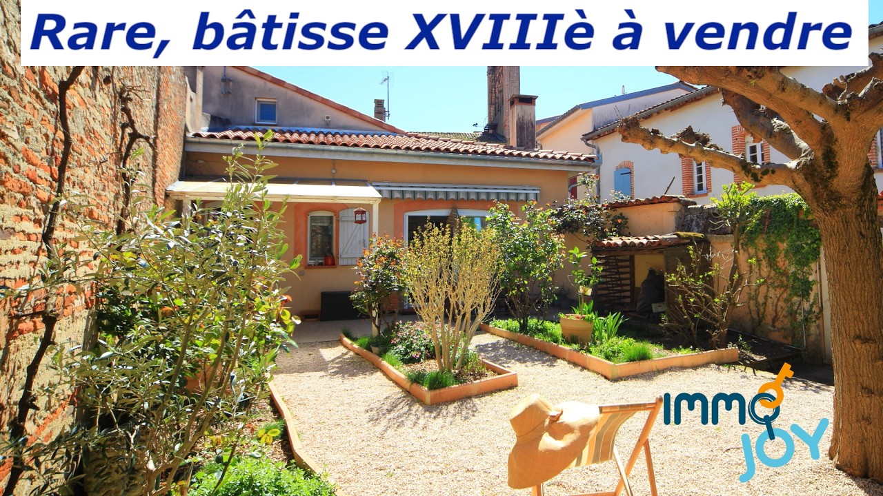 Ancien évêché du XVIIIe siècle, restauré, 30 mn au sud de Toulouse, Miremont.