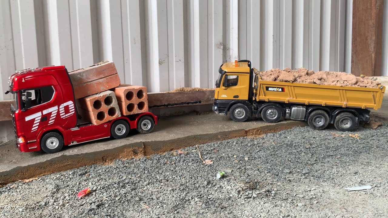 HUINA 1536 HEAVY TRUCK