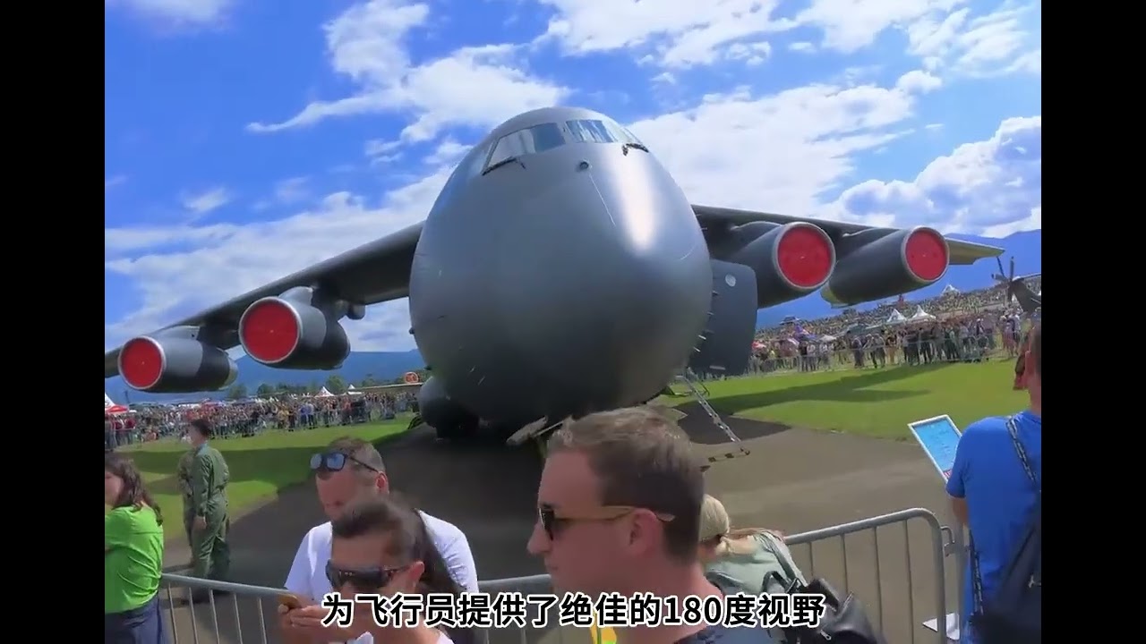 中國女將軍駕駛運20，阿富汗式俯衝降落，彈跳後安全着陸，真猛 #運輸機 #運20 #飛行員 #女將軍