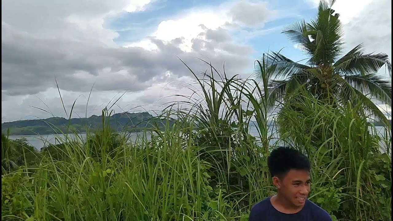 Stroll along the street of villages in Daram Samar Island🏝️❤️