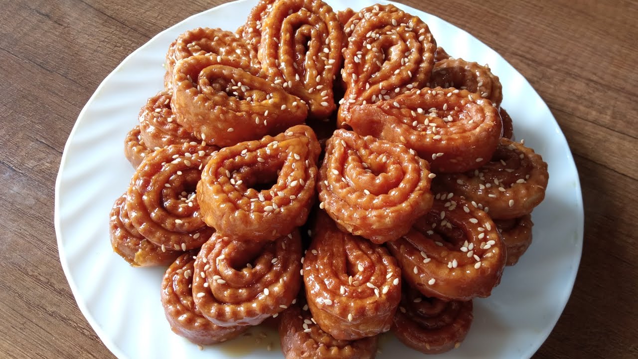 معسلة رمضانية على شكل دمعة وبذوق الزلابية 👌 سهلة واقتصادية ❤️