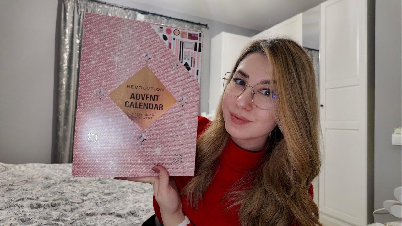 UNBOXING ADVENT CALENDAR Makeup Revolution 2024 | Își merită banii? | Emma Uță