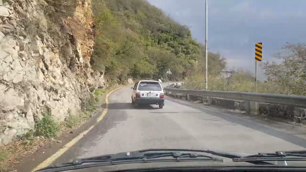 HM7 - Islamabad Climb to Monal - Drive on Hills and curves