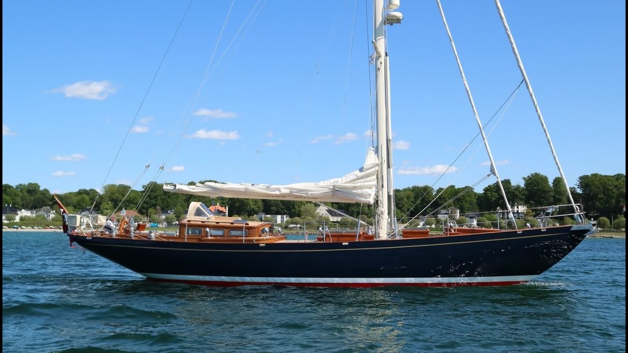 HOEK TRULY CLASSIC 56  ·  LITTLE DRAGON  ·  FOR SALE
