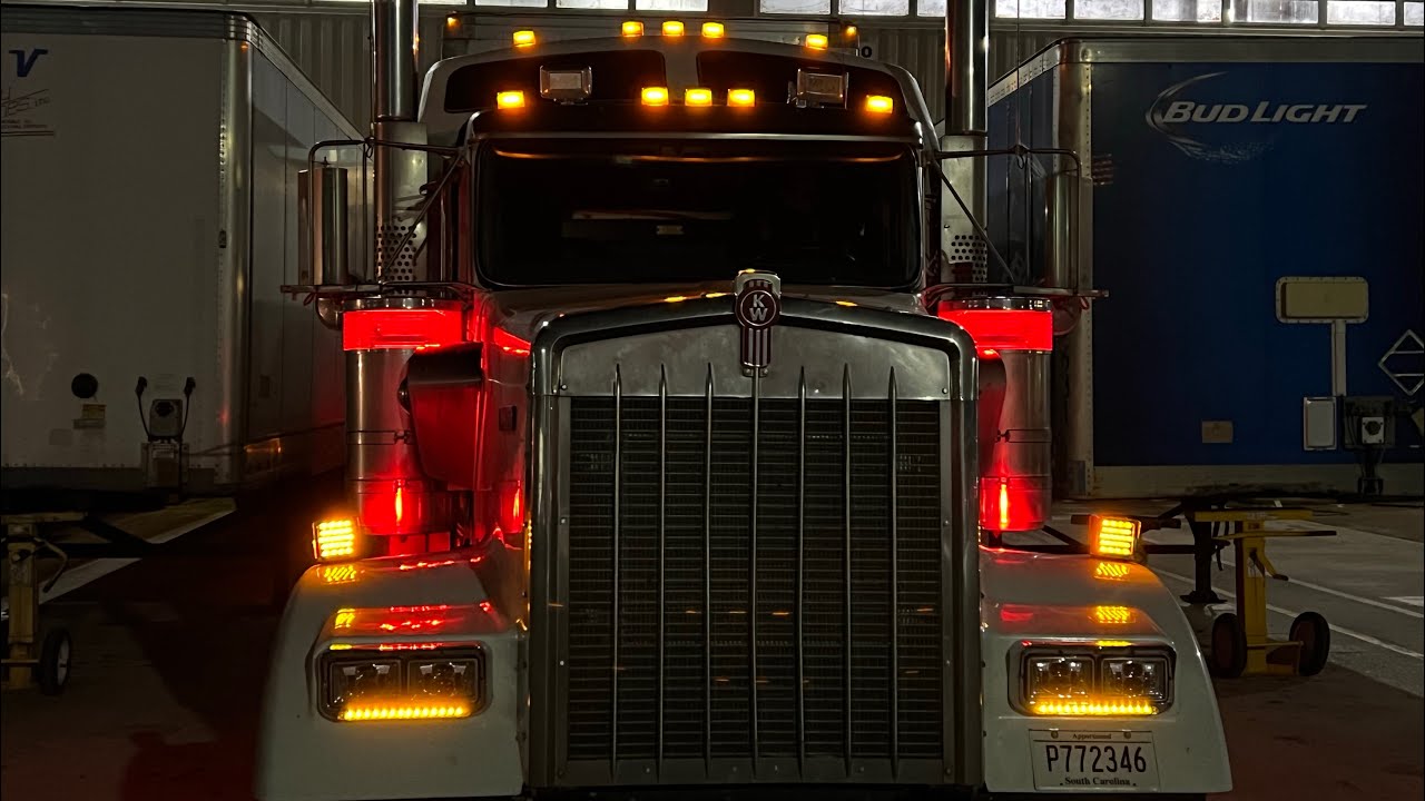 How To Install Air Cleaner LIGHTS LEDS on a W900 Tractor Trailer !! Chicken Lights Need More Please