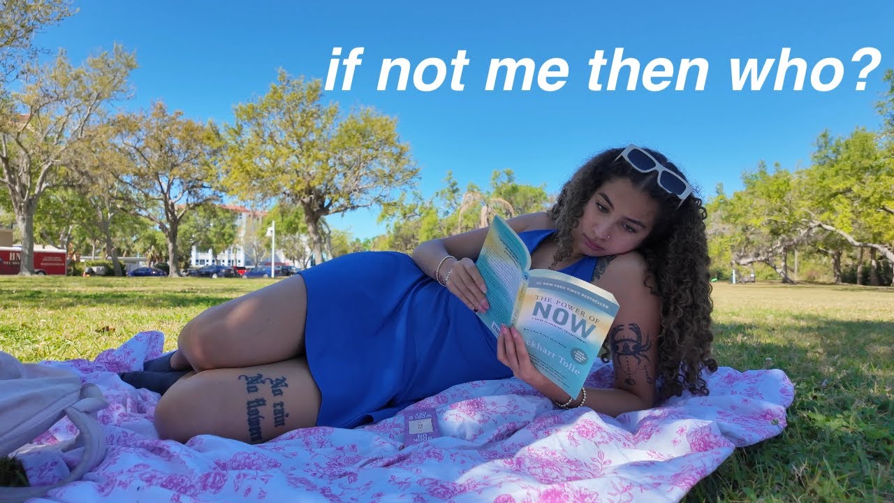 Solo Diaries 019: Taking Myself On A Date & Enjoying My Own Company (Park Picnic, Acai Bowl, Pool)