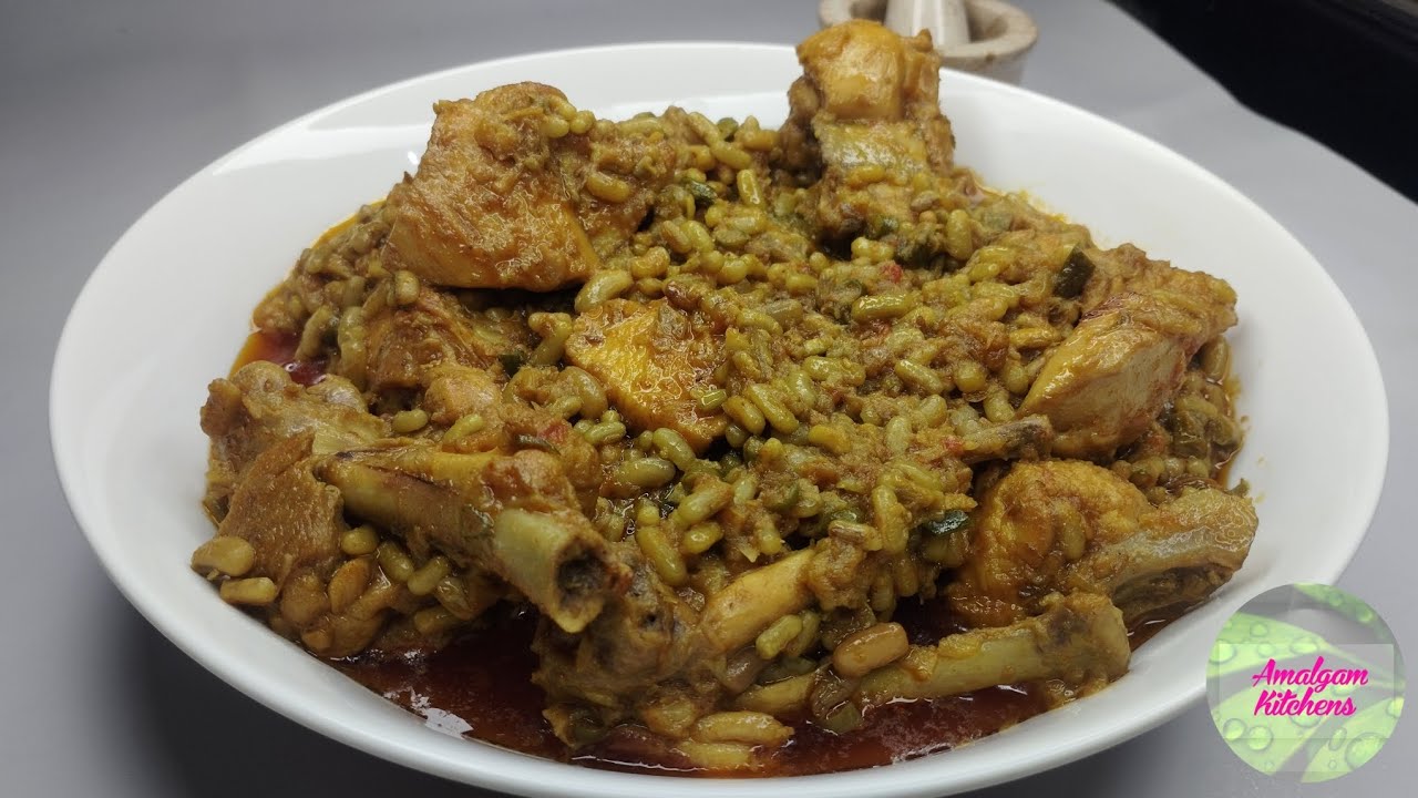 Chicken Phaliyan | Chicken & Beans Recipe by @amalgamkitchens 