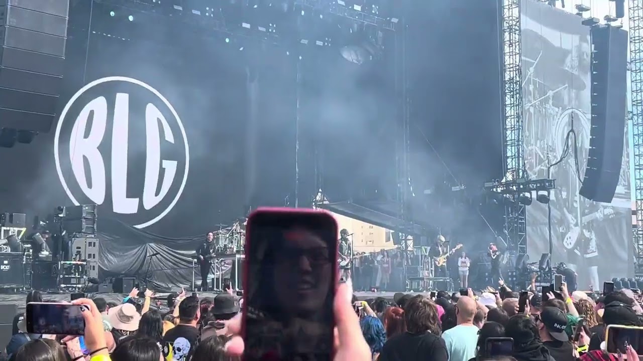 Thunder intro/Love Drunk Boys Like Girls