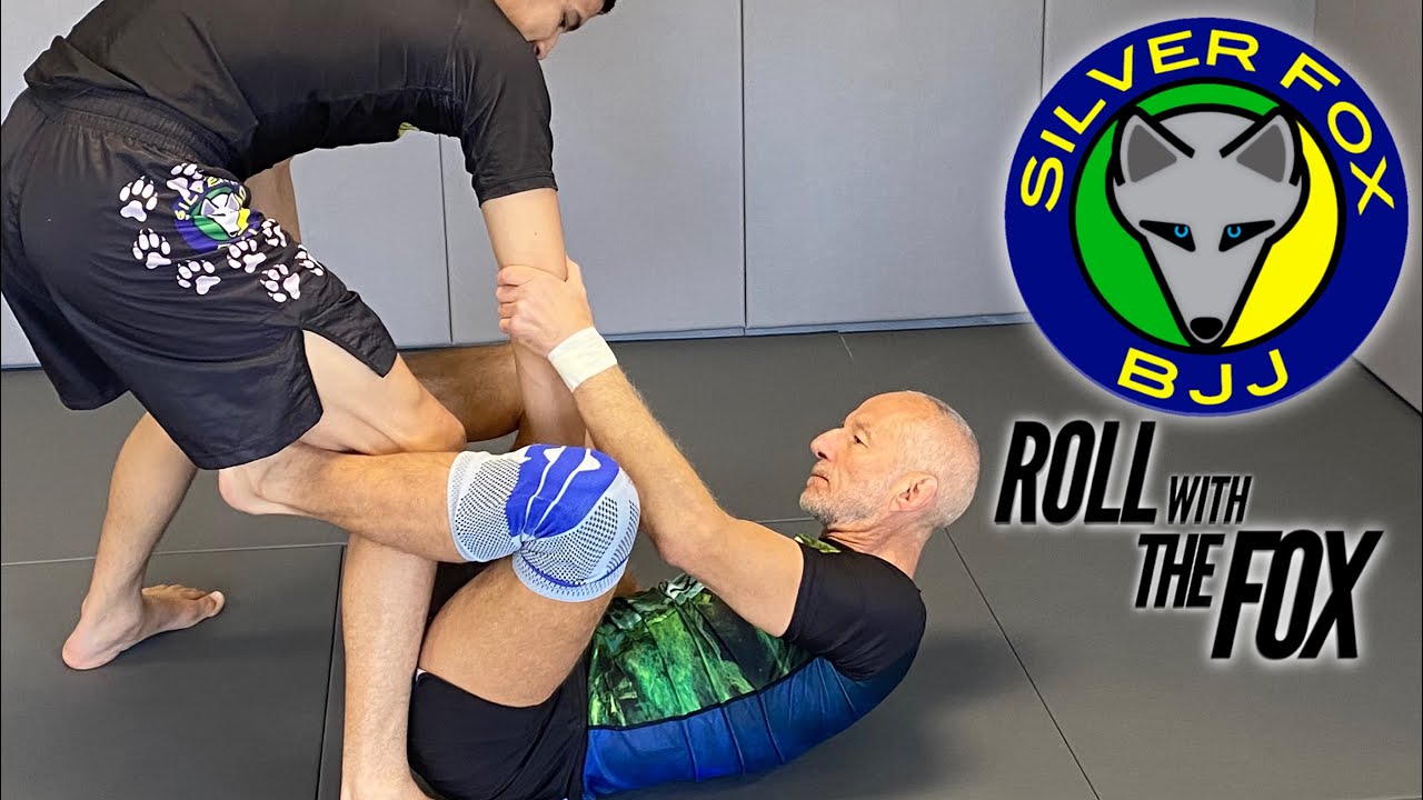 NOGI DE LA RIVA SWEEPS & ATTACK OPTIONS 👊🦊 S:4-Ep:52 #ROLLwithTheFOX