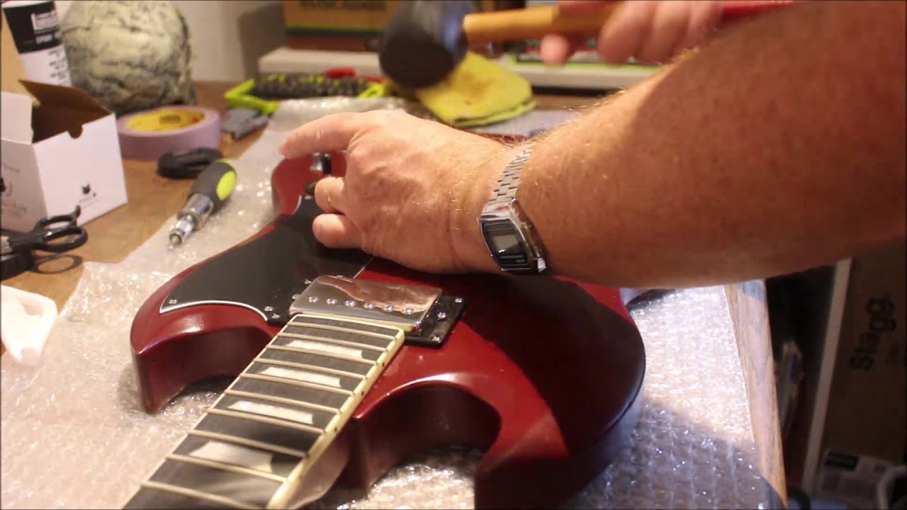 Harley Benton Kit DC style (SG) : assembling