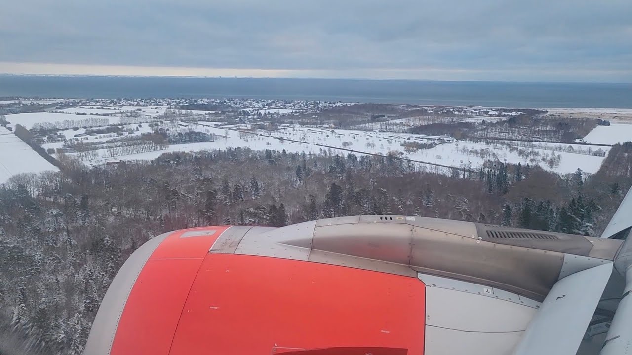 Breaking Through The Clouds & Landing In Copenhagen Airport - SAS Airbus - 27/01/26