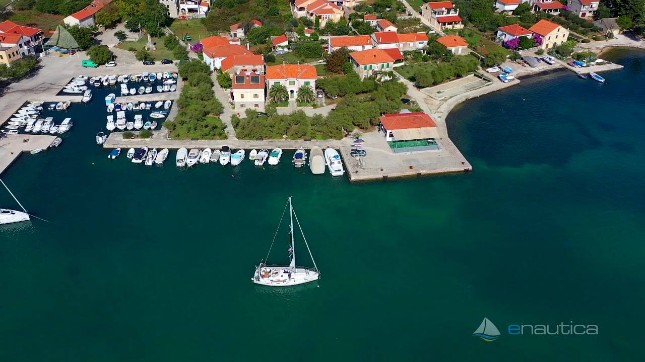 Marina Veli Iž, Island Iž (Croatia)