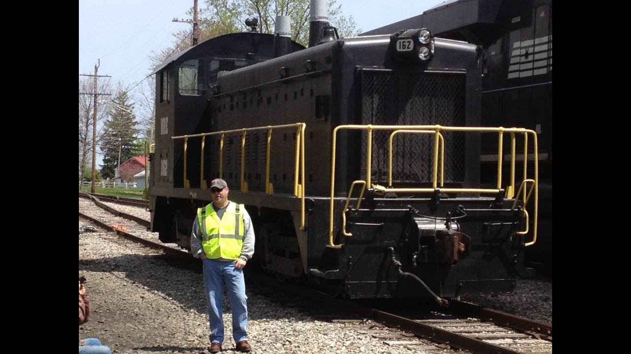 Last Norfolk Southern Train!!  NS Is History!! .............. In HD
