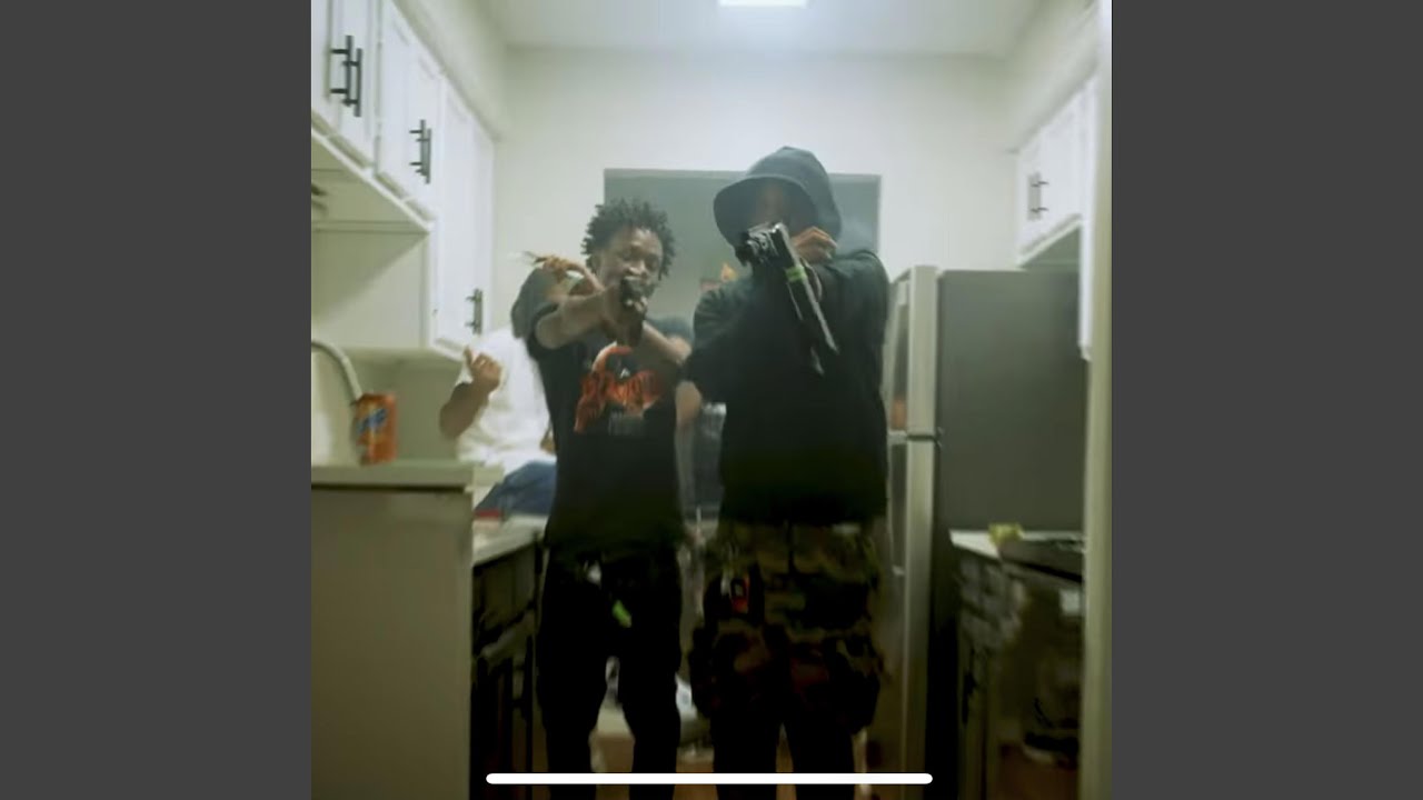 Blitz Em (feat. Dame Todo)