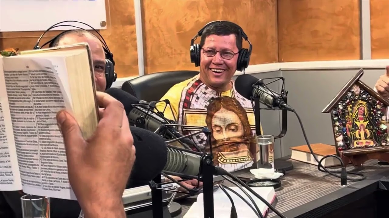 126-23/ Mira lo qué pasó. Preguntas sorpresas para el padre Luis Toro,