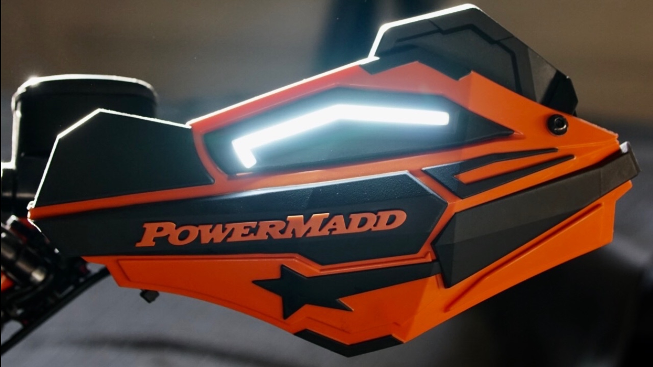 Установка комплекта светодиодных фонарей Powermadd Handguard на Polaris Sportsman Highlifter 1000