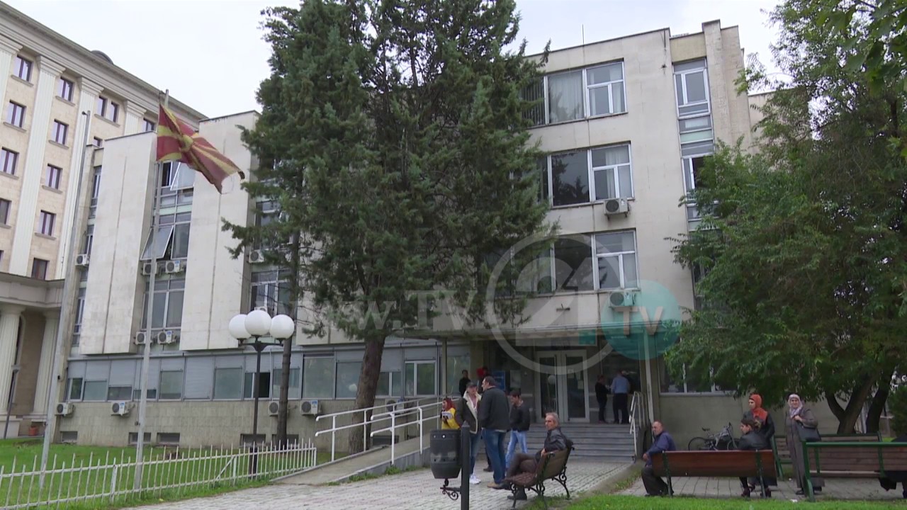GJYKATA PENALE DHE SUPREME ME U.D. T&Euml; REJA P&Euml;R KRYETAR