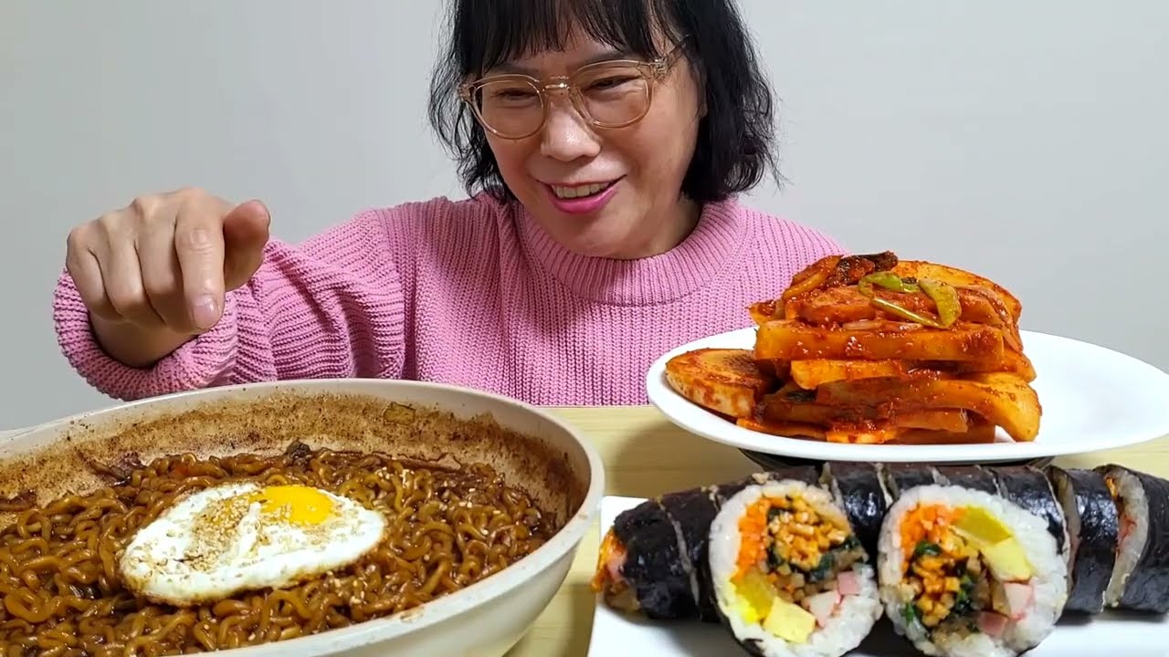 짜슐랭짜장라면 석박지김치 어묵김밥 [집밥먹방]🌶🥬🍳