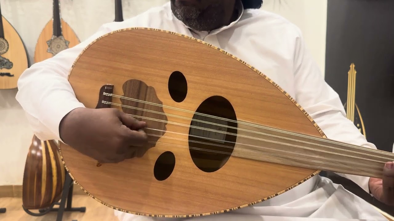 عود موسيقي زرياب موديل عراقي رقم 0