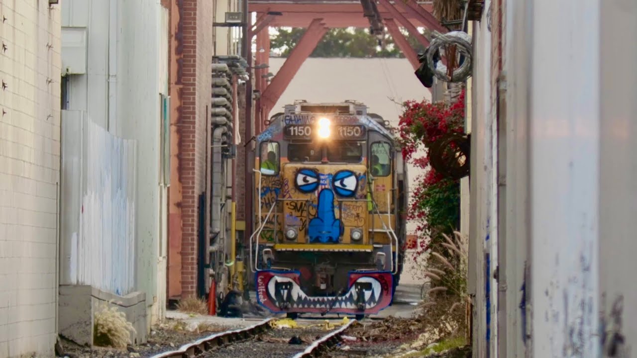 Union Pacific's J Yard Switcher YJY68 on the Alameda Industrial Lead - Vernon, CA 12/12/2024