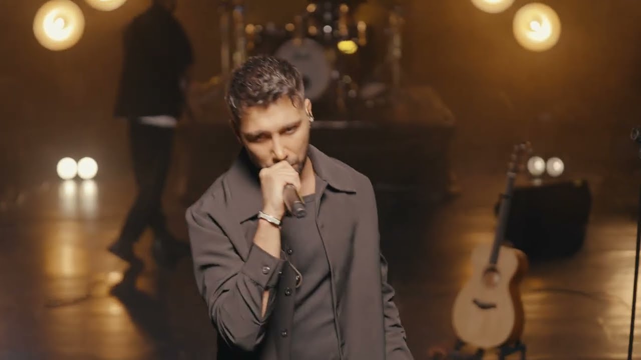 Aaren - Eshghe Dooram | OFFICIAL  MUSIC VIDEO آرن - عشق دورم