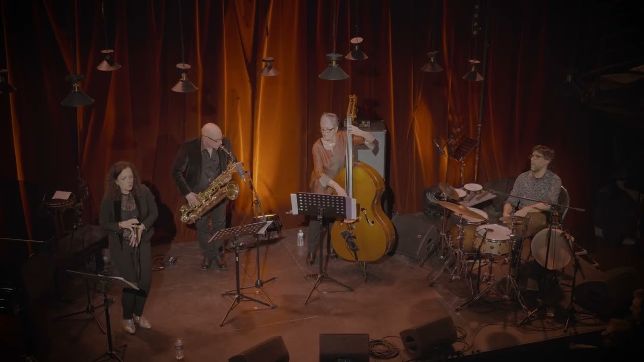 A CONTRARIO   El Duende