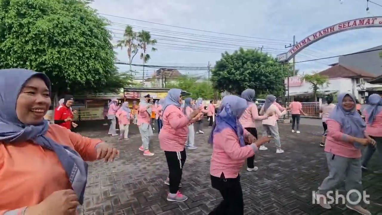 Senam Kreasi Poco Poco//Lans Bugar//RW 09//Desa Wedoro// Kec.Waru//Sidoarjo// 7 Des 2024