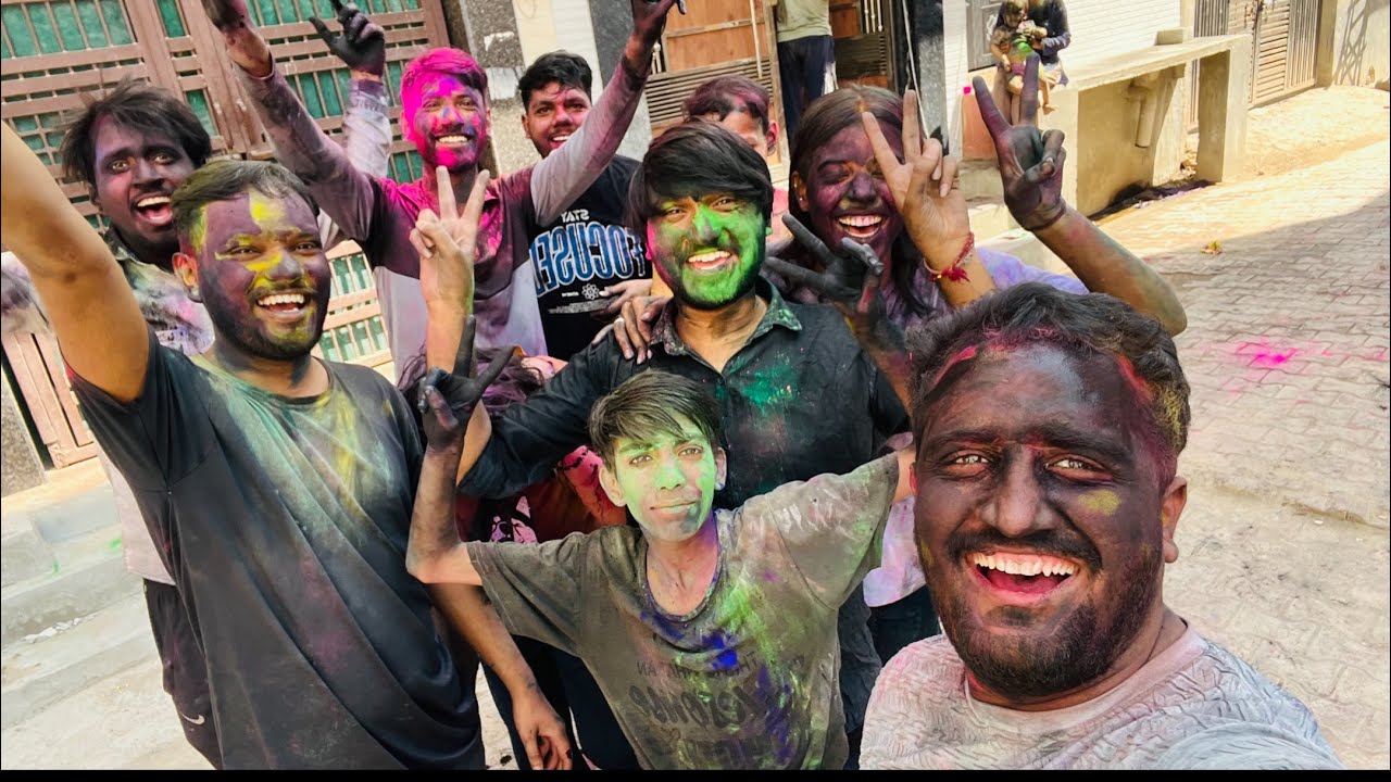 Holi vlog with friends 😊