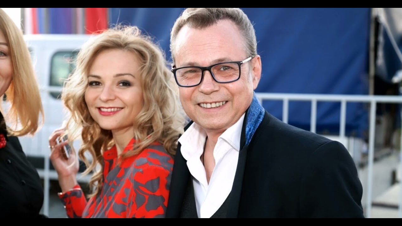 ЭТОТ РОМАНС. ВЛАДИМИР И МАРУСЯ ЛЁВКИНЫ. КРАСИВАЯ ПЕСНЯ О ЛЮБВИ.