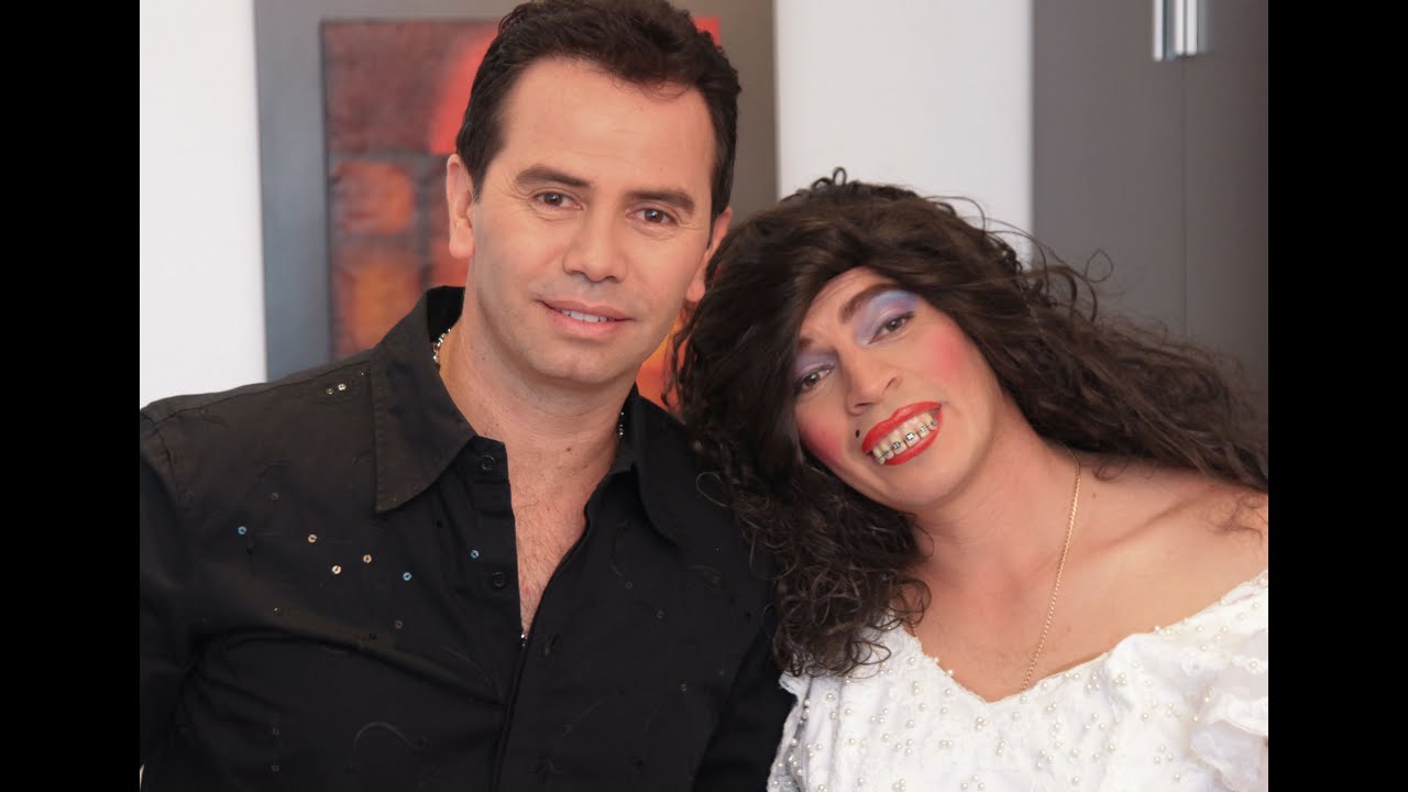 JHONNY RIVERA-ME LO MOCHO POR INFIEL (VIDEO OFICIAL)