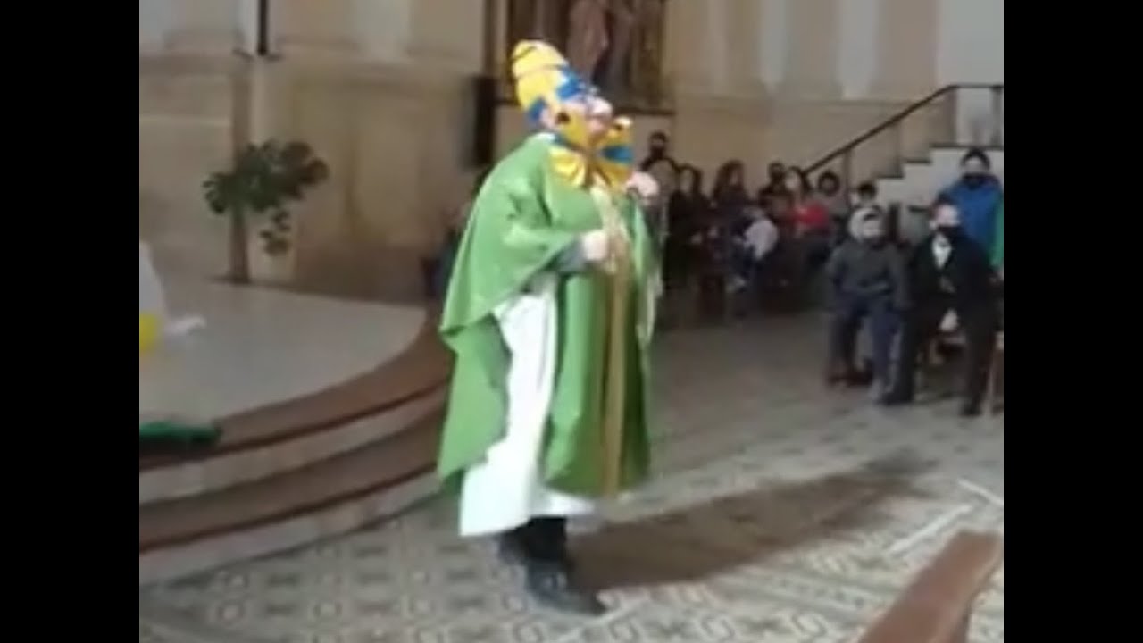 Another Novus Ordo Circus mass, when will the Church restrict this at the Novus Ordo?