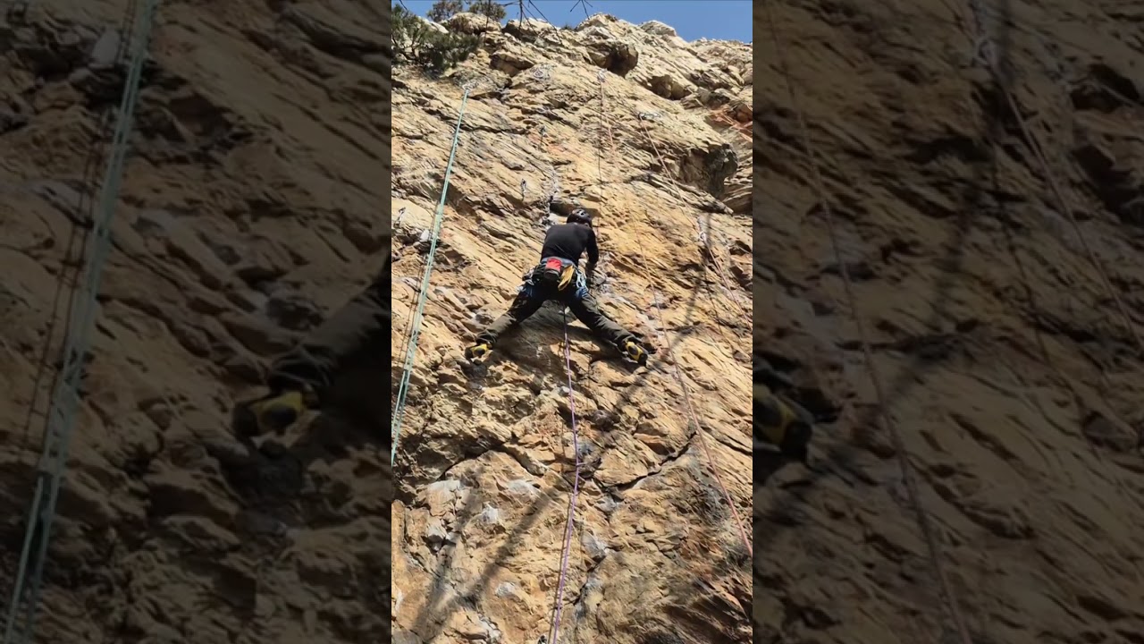 봄날처럼 따스한 매바위(수리산)~~~~   #등반 #climbing #rockclimbing #암벽등반 #수리산 #매바위 #클라이밍 #클라이머 #암벽 #바위 #산 #자연 