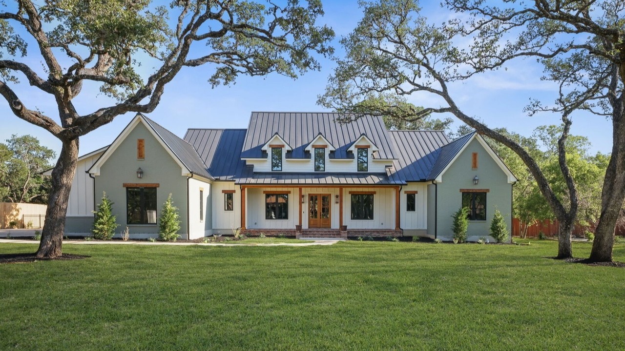 INSIDE A MODERN LUXURY FARMHOUSE W/ THE 2025 FLOOR PLAN THAT EVERYONE WANTS FOR $2M