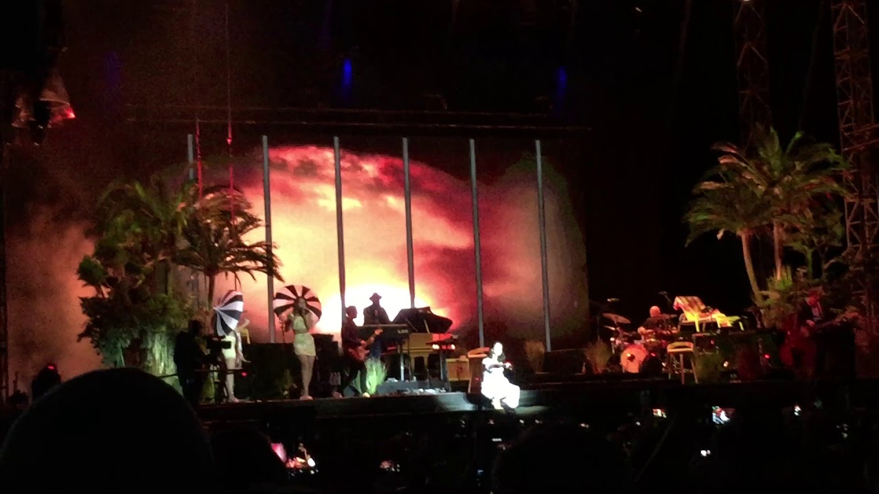Lana Del Rey - Summertime Sadness, Live @ Aerodrome Festival 2018