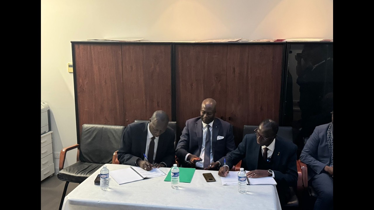 SGEE: EMILE BAKHOUM PASSE LE TEMOIN A SOULEYMANE COLY