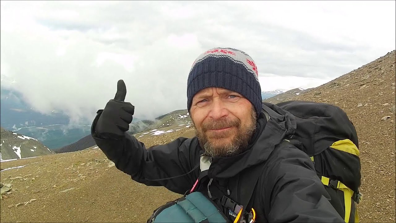 44km solo overnight hike on Jasper's Skyline Trail, Wet and wild July!