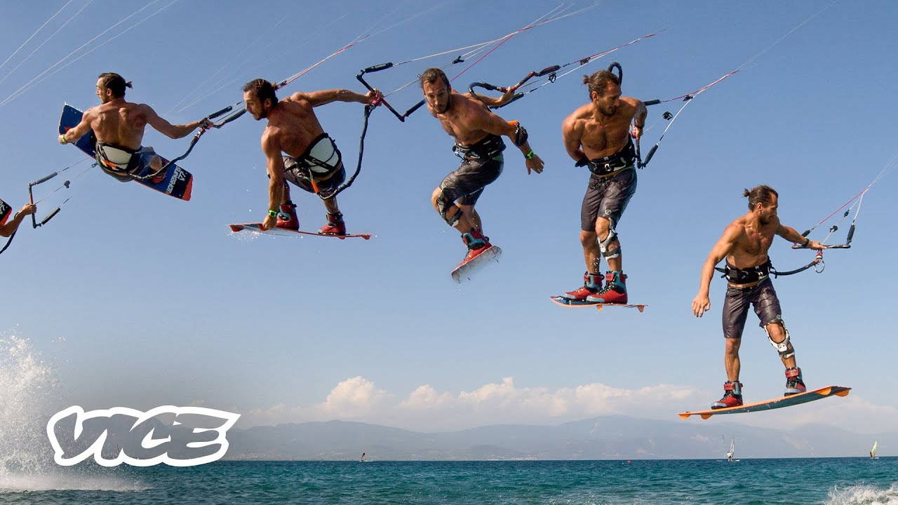 Kitesurf στην Καλντέρα Σαντορίνης, Εκεί Όπου Δεν Έχει Ξανακάνει Ποτέ Κανείς