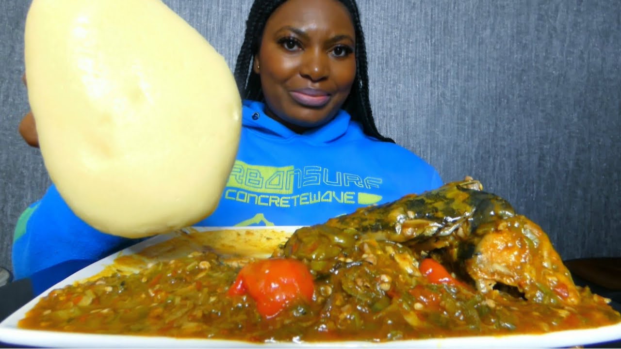Asmr mukbang okro soup with plaintain fufu/ Nigerian food 