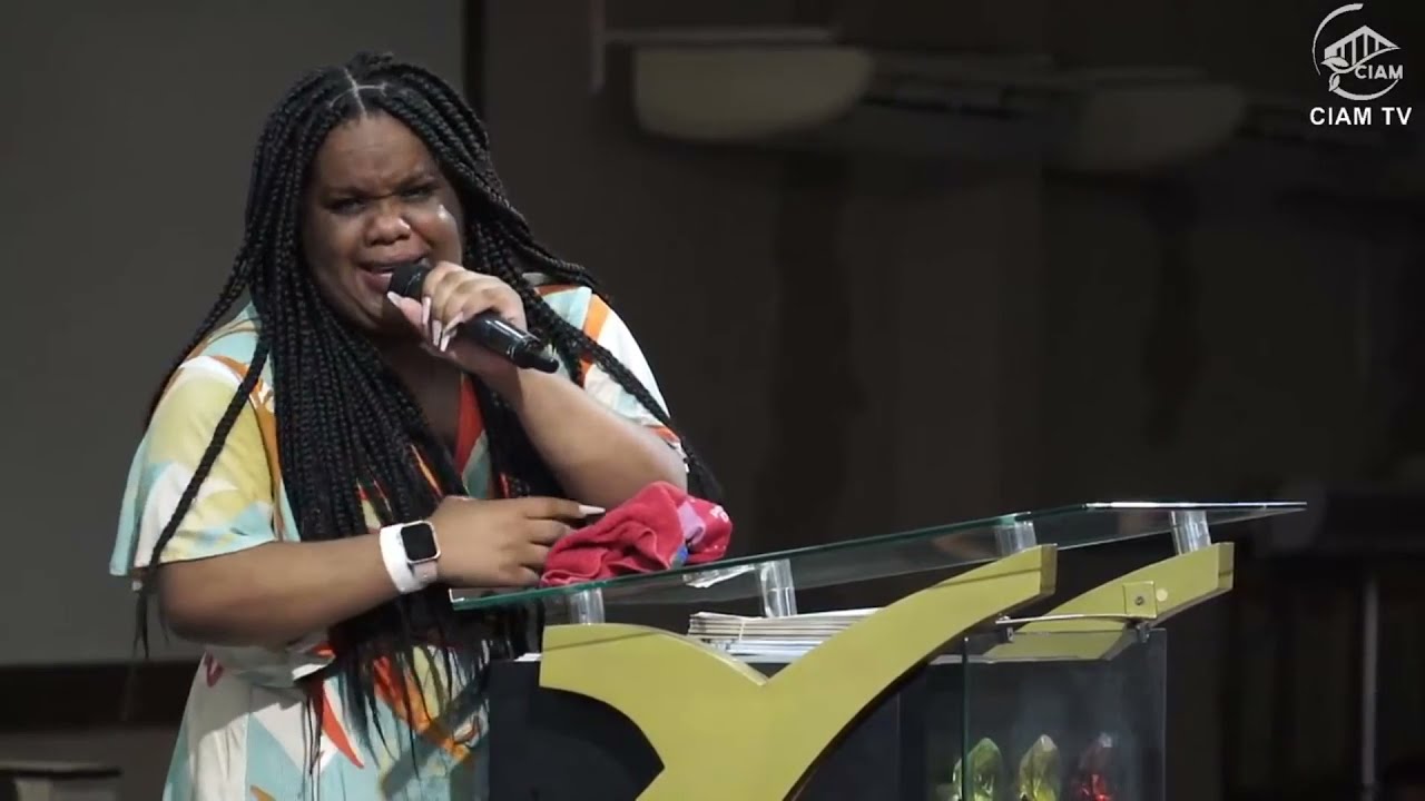 ELA CANTOU E A IGREJA MARCHOU 🔥😱 - Ester Teixeira