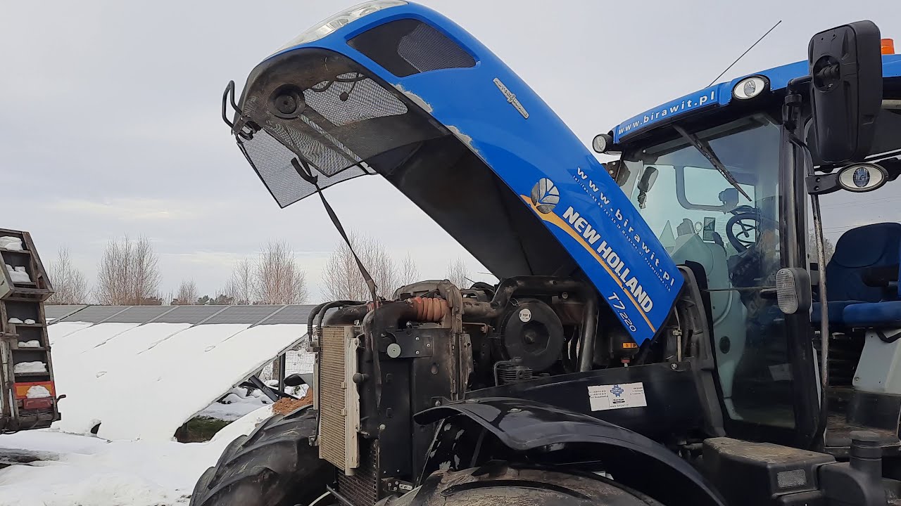 Ciągnik NEW HOLLAND T7.220 AUTO COMMAND, 4x4 --- 2/3 na Flotilo.pl
