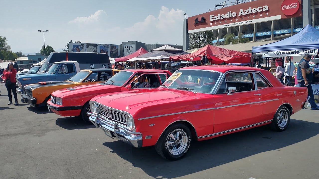 Falcon 1970, Galaxie 500 XL 1964 en exhibición. Varios Clasicos en Venta, Bazar de la Carcacha.